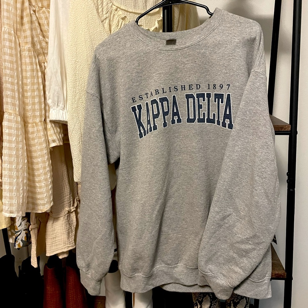 Gildan Brand Large Kappa Delta Crew Sweatshirt